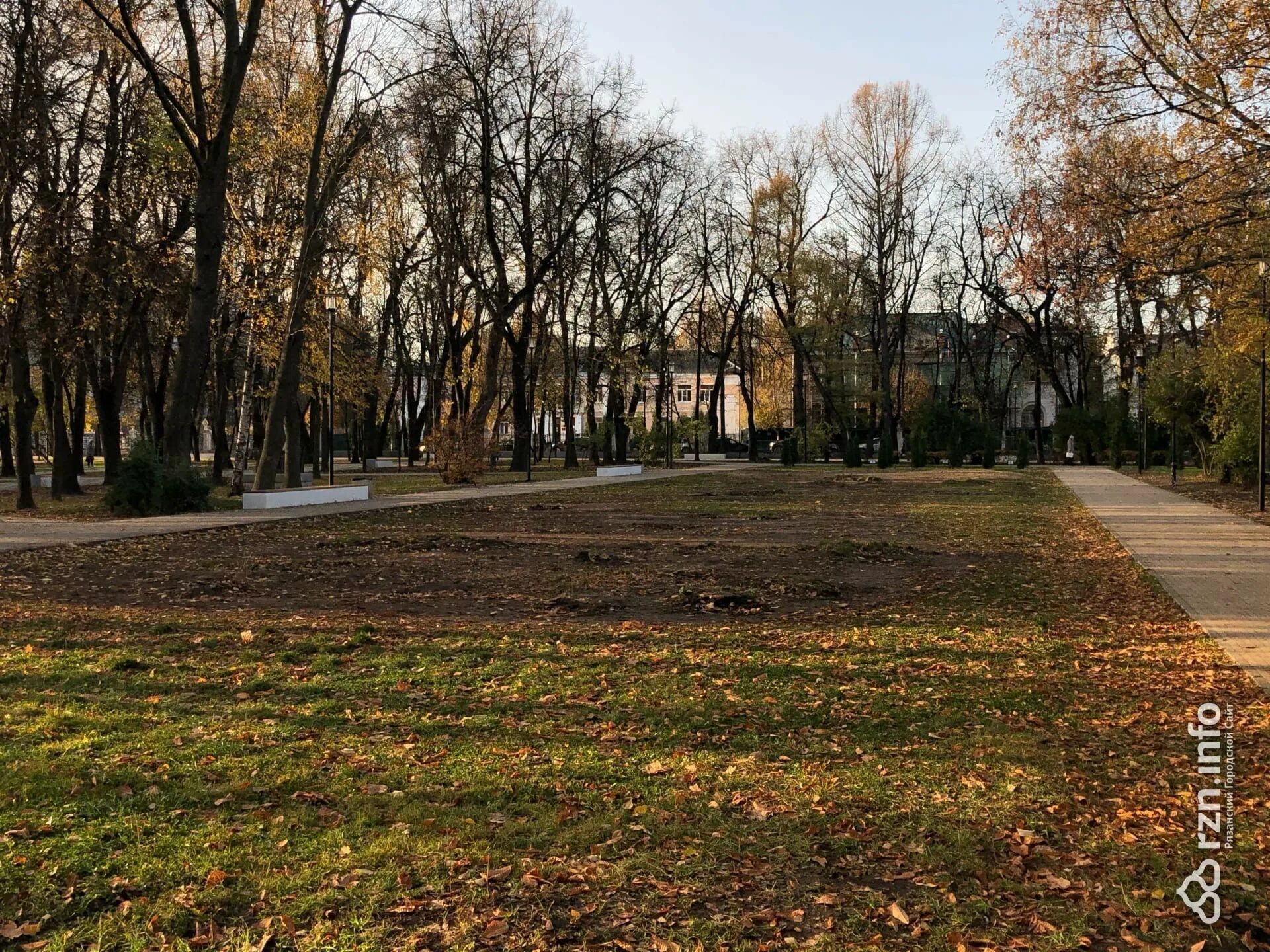 Нижний парк рязань старые фото Фото: "Наташкин" парк остался без детской площадки и чистых лавочек - Новости - 