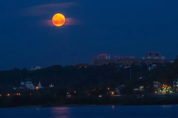 Нижний сегодня фото Любой желающий может совершенно бесплатно взглянуть на космос через настоящий те