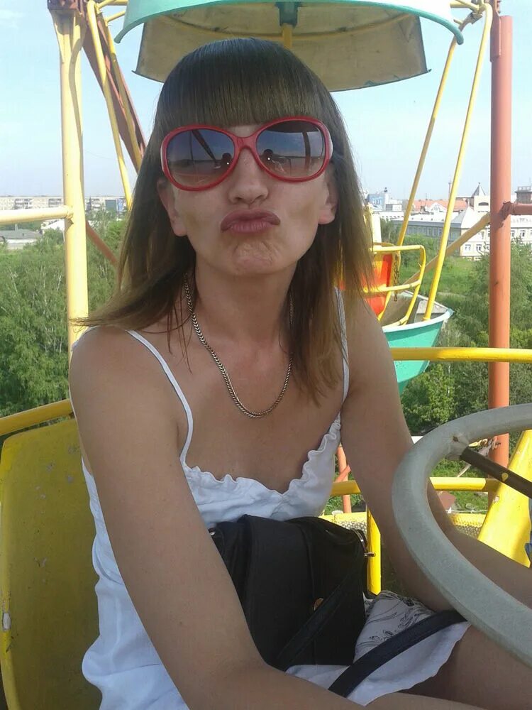 Нижний тагил девушки фото Знакомства Нижний Тагил, Елена, 44 - объявление девушки с фото