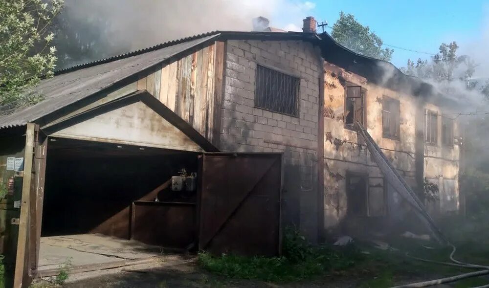 Нижний тагил сегодня фото В Нижнем Тагиле горело "загадочное" здание " Вечерние ведомости