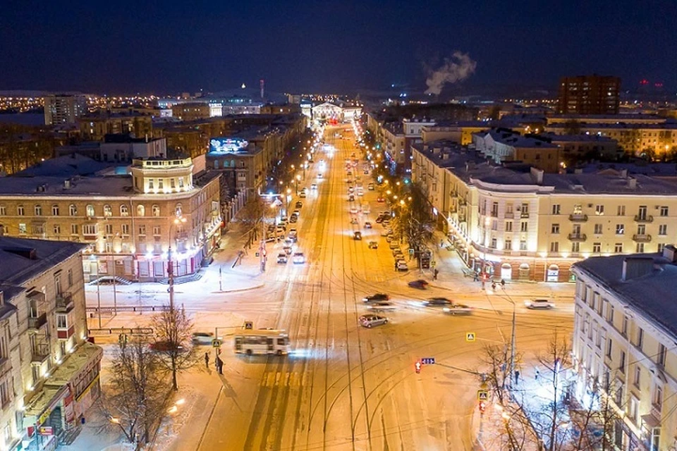 Нижний тагил центр фото В Нижнем Тагиле в центре города зажгли художественную подсветку - KP.RU