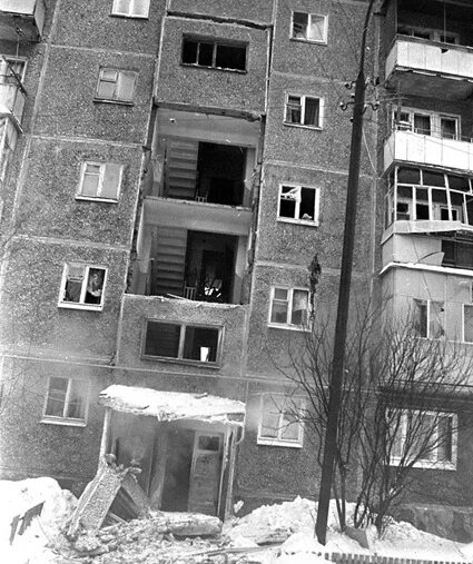 Нижний тагил взрыв газа фото Взрывы газа в жилых домах Нижнего Тагила за четверть века