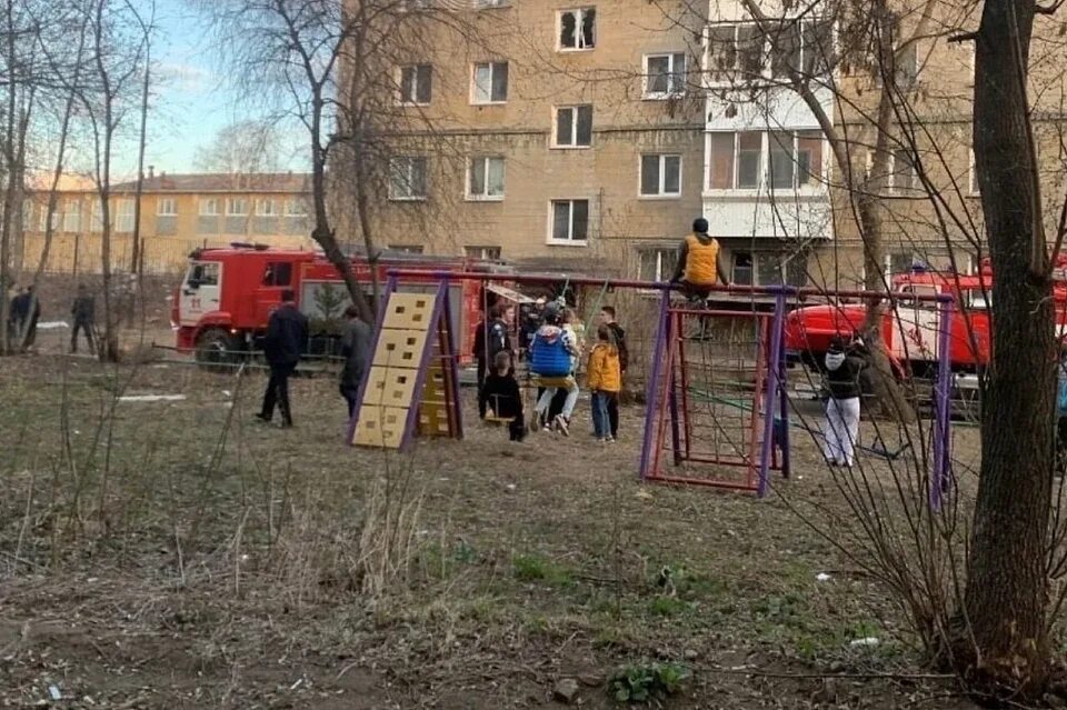 Нижний тагил взрыв газа фото В Нижнем Тагиле из-за взрыва газа в квартире пострадала пожилая женщина - KP.RU
