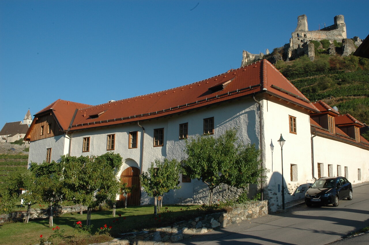 Нижняя австрия фото Weinhof Senftenberg, достопримечательность, Австрия, Нижняя Австрия, Кремс-Ланд,