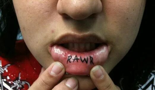 Нижняя губа внутри фото Inner Lip Tattoos Inked Magazine Inner lip tattoo, Tattoo trends, Lip tattoos