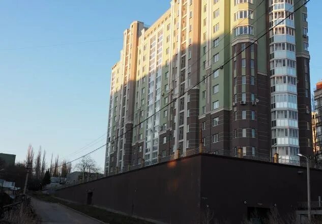 Нижняя логовая 9 липецк фото Купить гараж, машиноместо, паркинг ул. 4 Пятилетки, 1, Липецк на AFY.ru