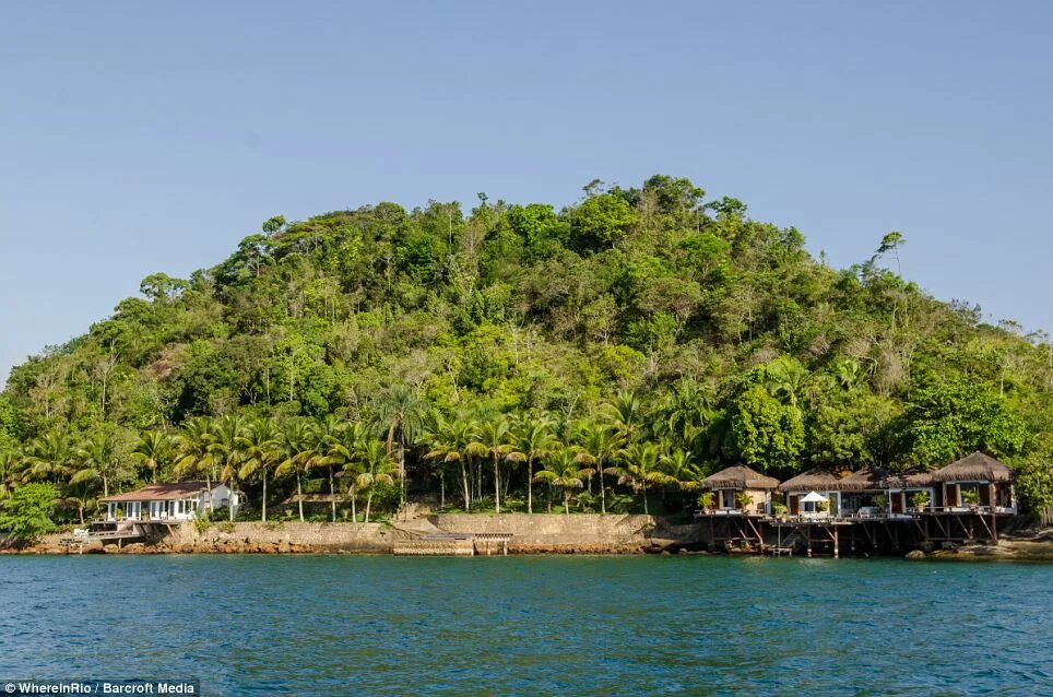 Острова бразилии фото World Cup 2014: Breathtaking Brazilian island up for rent for £ 210,000 and come