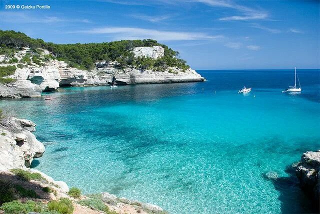 Острова испании фото Cala Mitjana, Menorca (Spain) by Gaizka Portillo, via Flickr Beautiful islands, 
