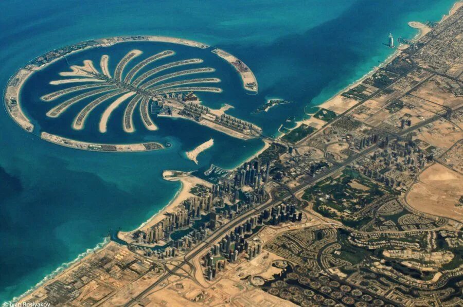 Острова пальм фото Take An Incredible Aerial Tour Of Dubai Cityscape dubai, Aerial, Dubai travel
