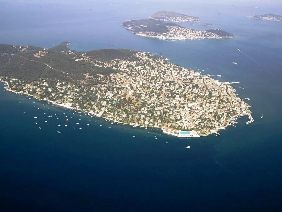 Острова в стамбуле фото Discover the Princes' Islands of Istanbul