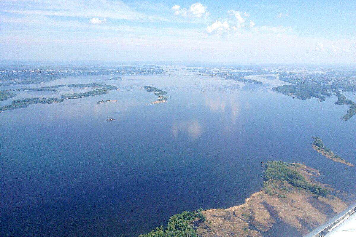 Острова волги фото Дешево и сердито: эксперты рассказали, где россиянам отдохнуть в середине лета A