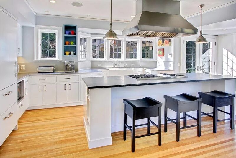 Островная планировка кухни 200 Beautiful White Kitchen Design Ideas - That Never Goes Out of Style White ki