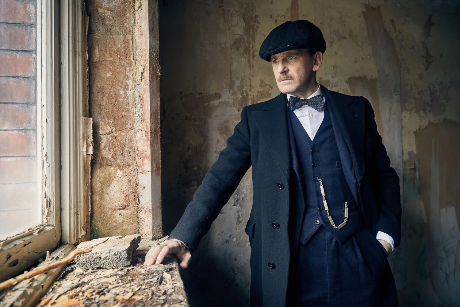 Острые козырьки мода мужская Stills - Peaky Blinders