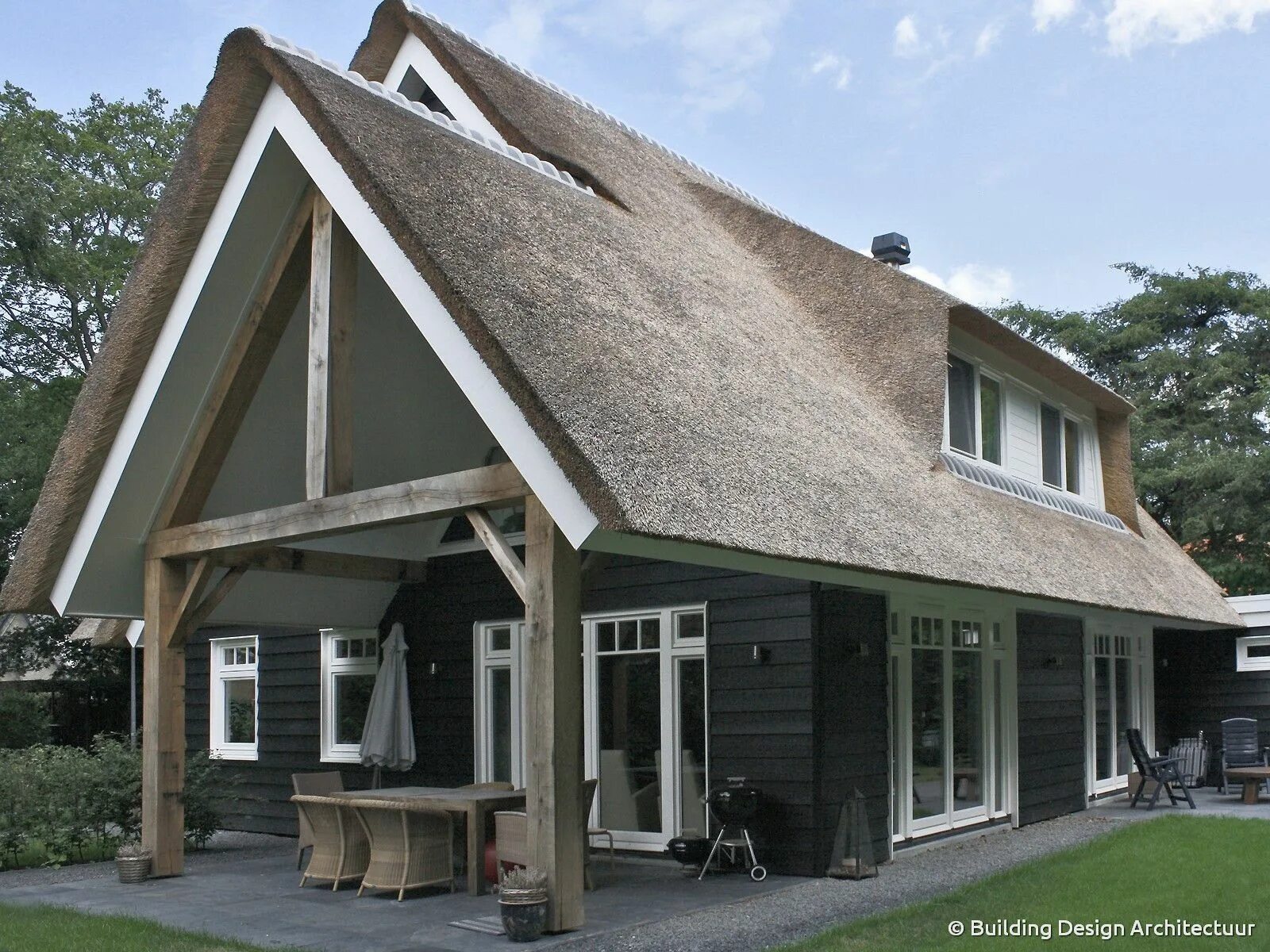 Острые крыши фото Building Design Architectuur Architecture house, Building design, House architec