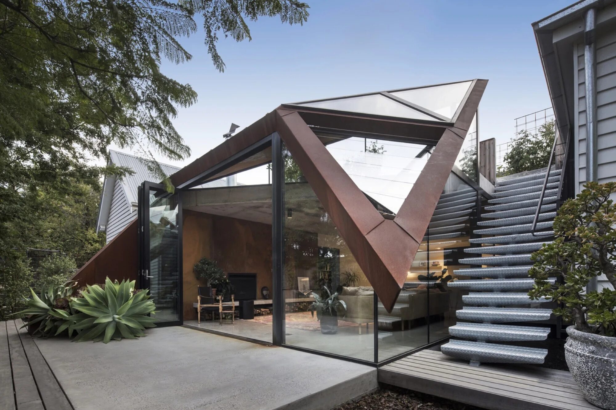 Острые крыши фото Gallery of Wheat House / Damian Rogers Architecture - 1