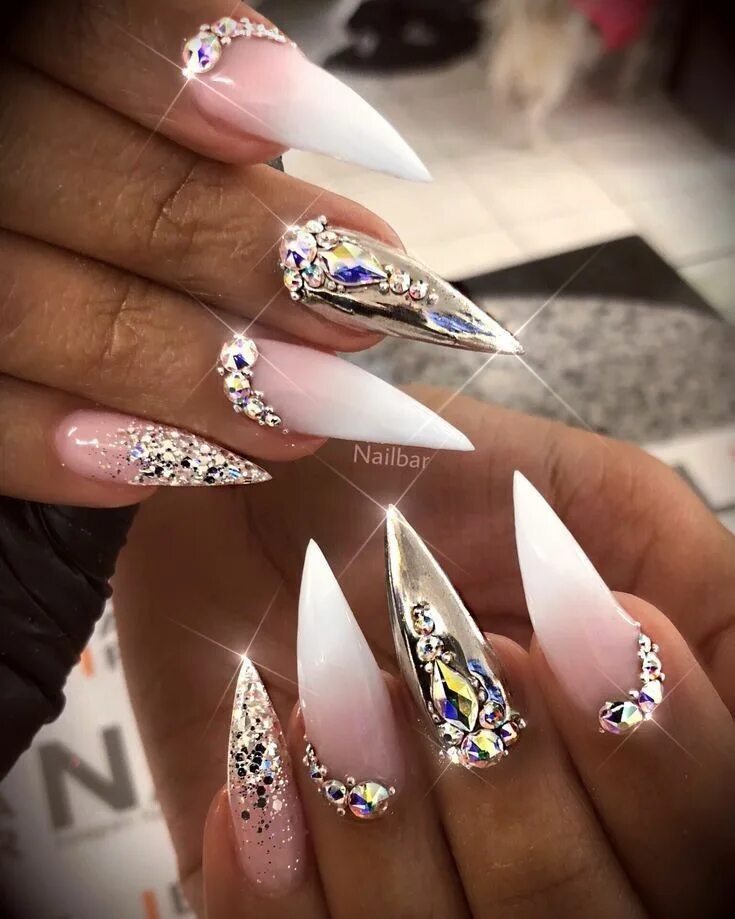 Острые ногти фото Pin by Miss Lisa on Nailed It Stiletto nails designs, Bling nails, Stiletto nail