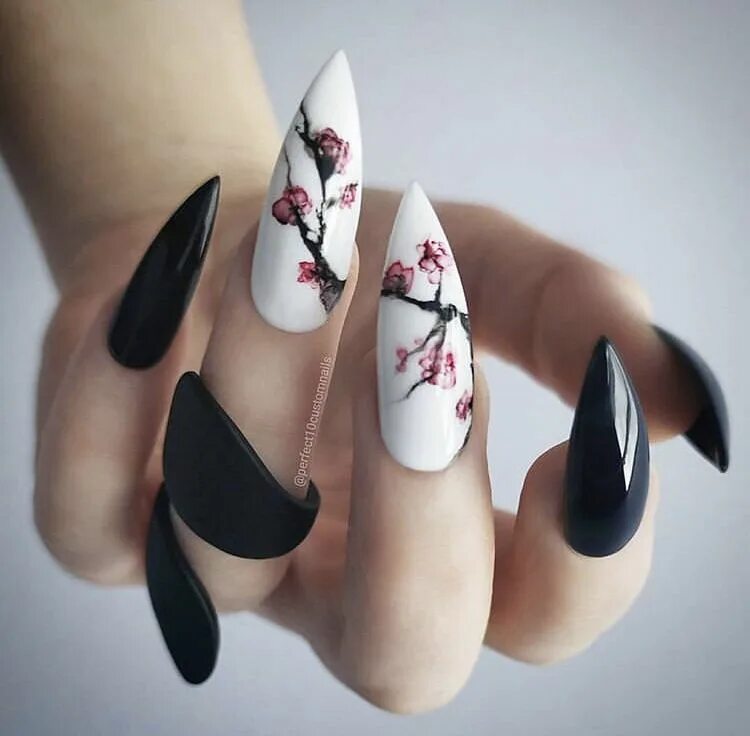 Острый маникюр с рисунком Pin on Nailart Stiletto nails, Witch nails, Stiletto nails designs