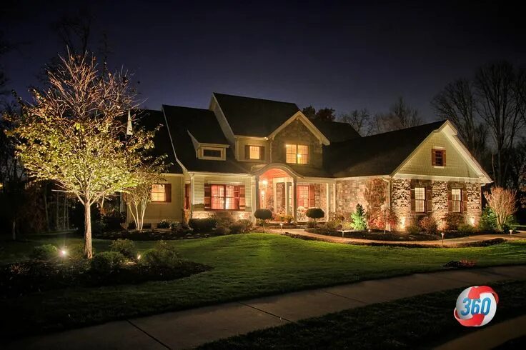 Освещение частного дома фото Low Voltage Lighting Low voltage outdoor lighting, House lighting outdoor, Exter