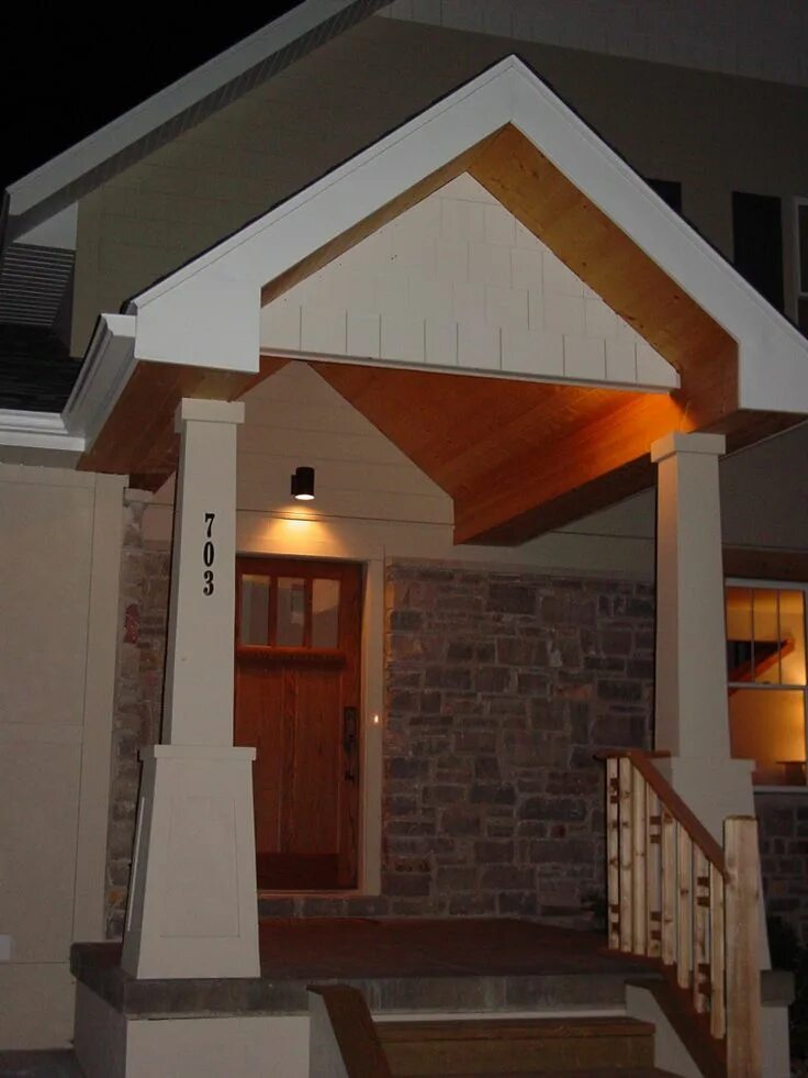 Освещение крыльца частного дома фото A Cozy Craftsman Cottage