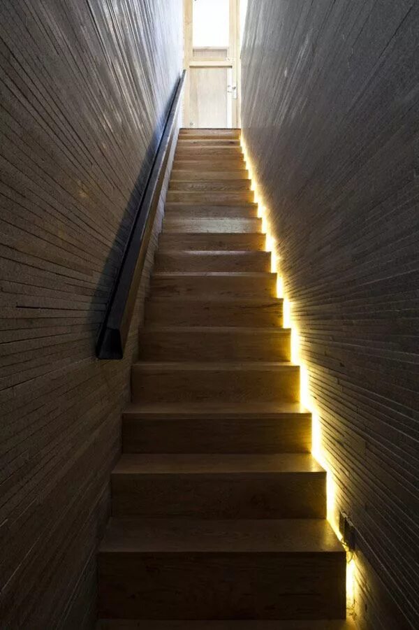 Освещение лестницы в доме фото Moving Company Quotes & Tips to Plan Your Move MYMOVE Hidden lighting, Stairs, I