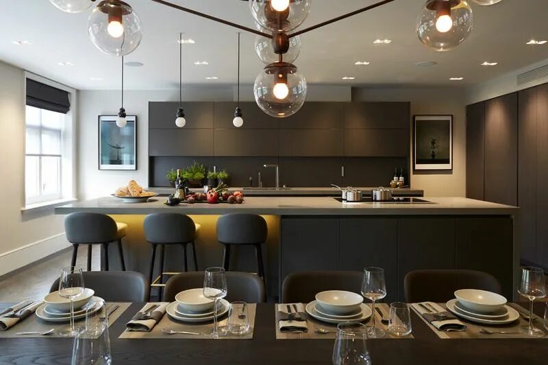 Освещение на кухне фото в интерьере Kitchen Ideas: 10 Beautiful Kitchens in Deliciously Dark Shades Contemporary kit