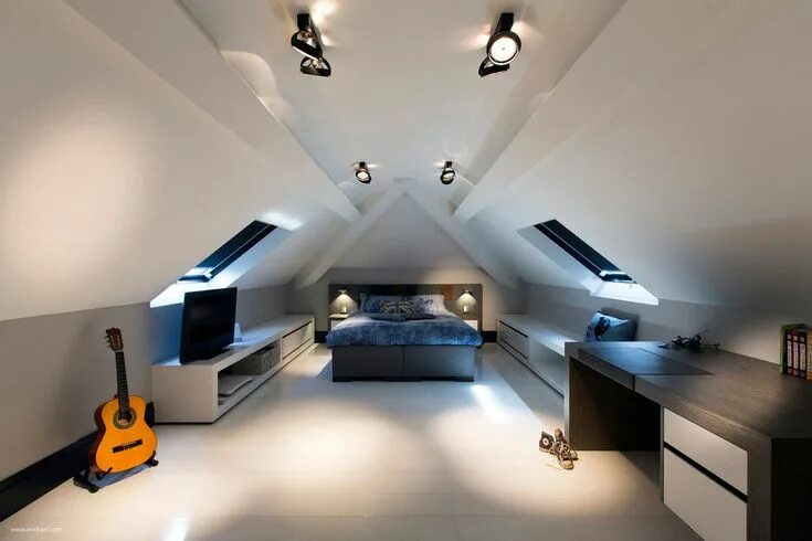 Освещение потолка мансарды фото Complete Home Renovation by Centric Design Group (23) Attic design, Attic renova