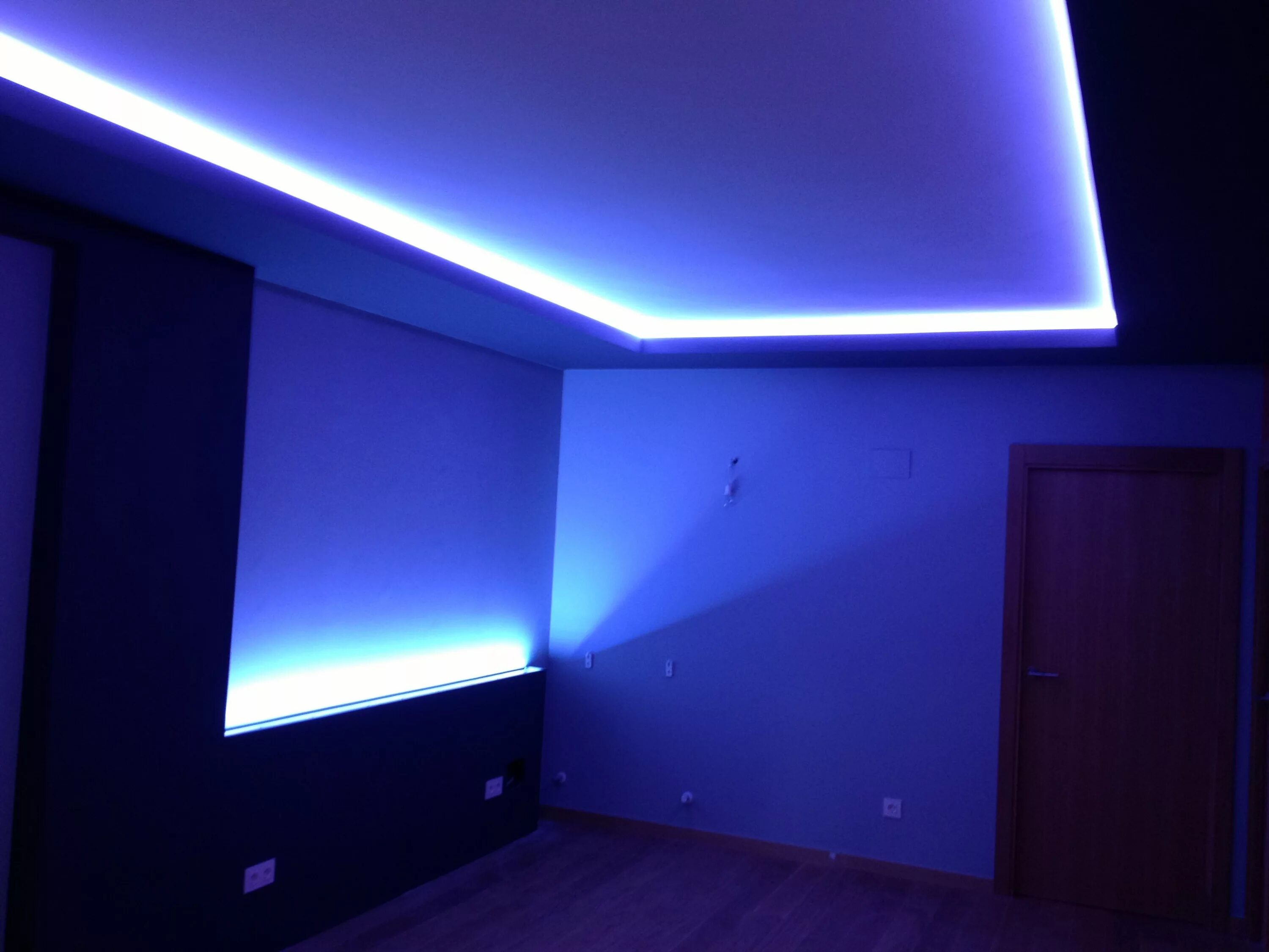Освещение потолка в комнате фото iluminación tiras de led - Tiras de led, Techo de tablaroca, Led