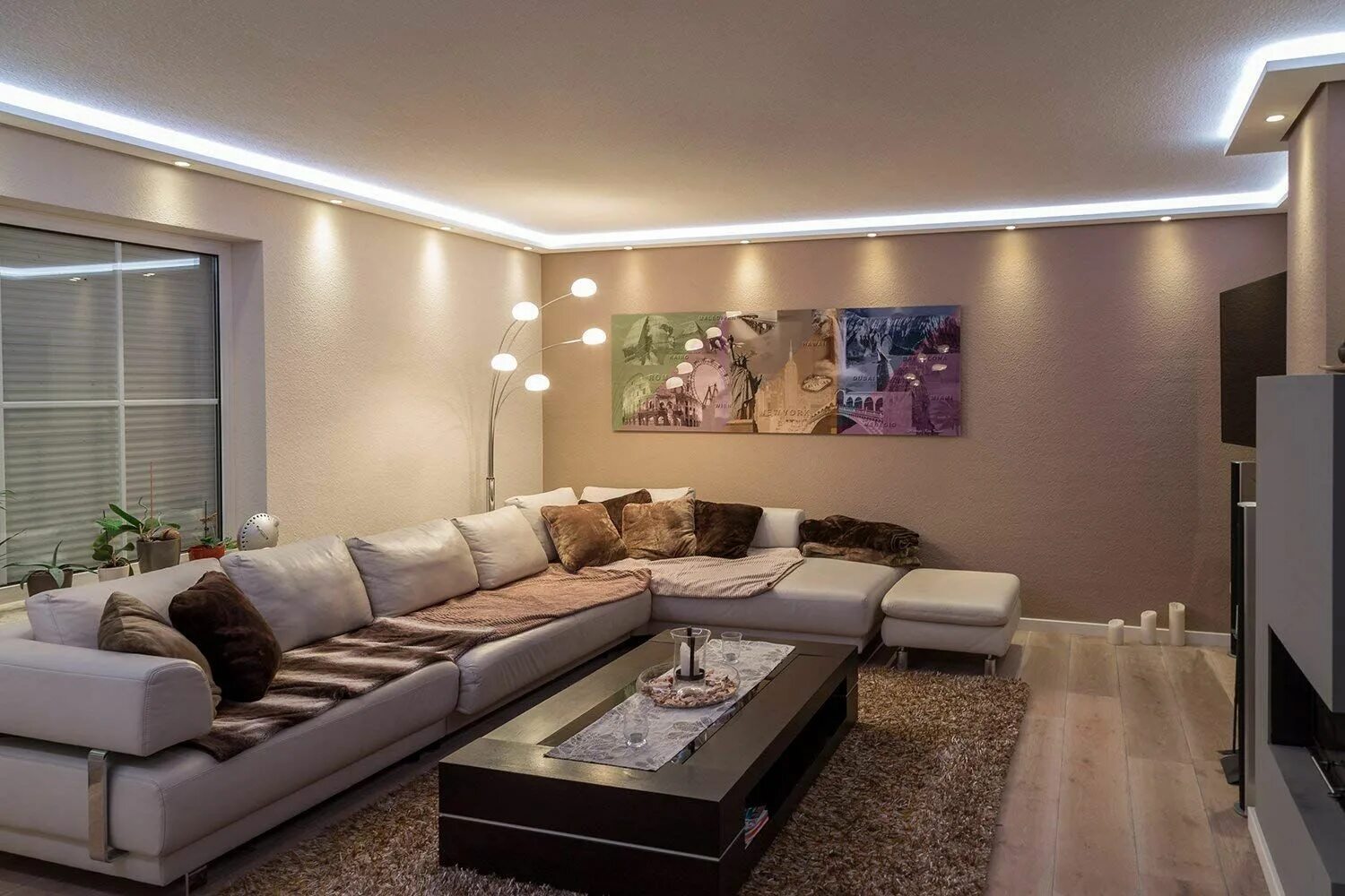 Освещение потолка в зале фото BENDU LED Stuck-Leiste WDML-200A-PR für indirekte Deckenbeleuchtung u. Wand-Bele