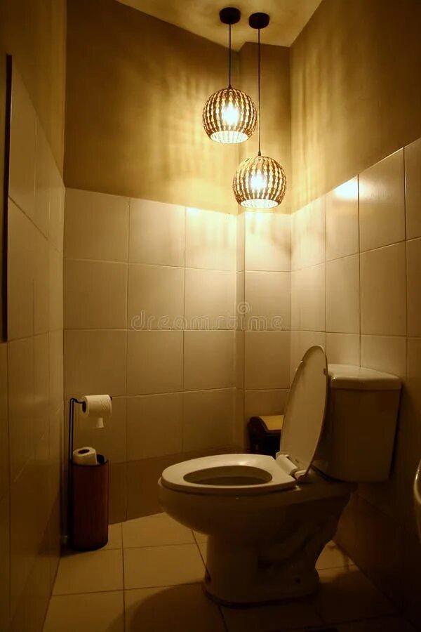 Освещение туалета фото Rest room or comfort room stock image. Image of restroom - 48058173