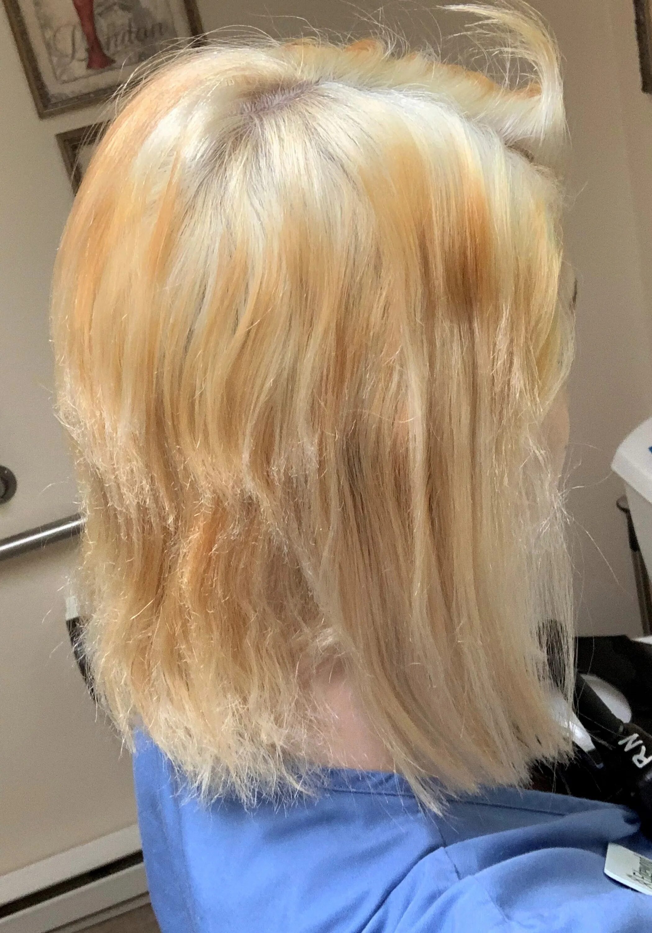 Осветление волос фото Teen who tried to go blonde at home horrified after bleach melted her hair and i