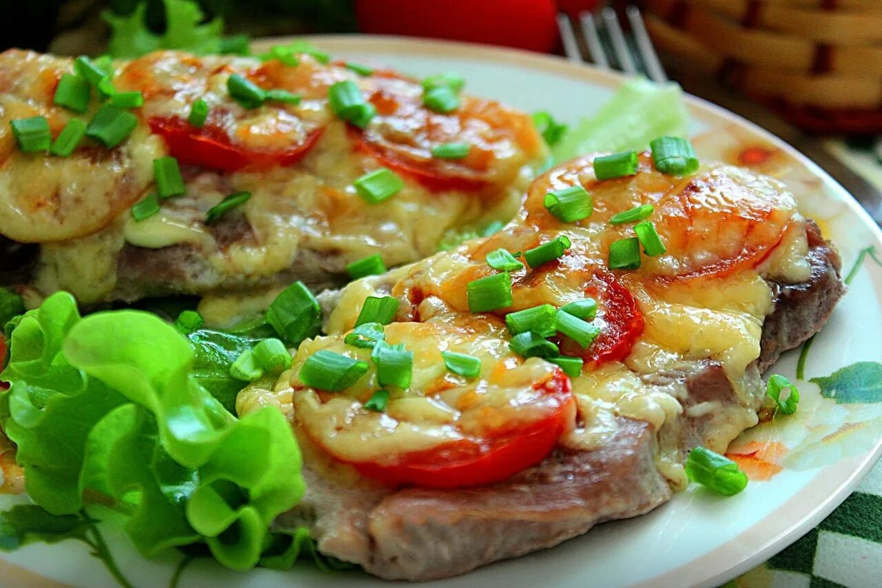 Отбивные из свинины в духовке фото Вкусные сочные отбивные из свинины в духовке - найдено 89 картинок