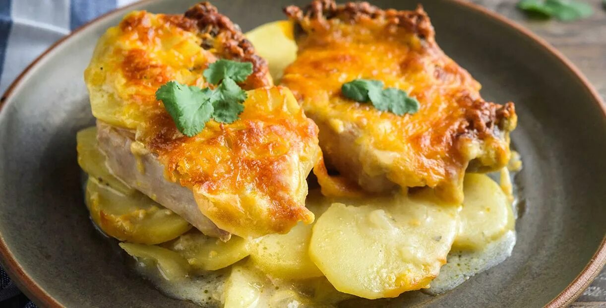 Отбивные с картошкой фото из свинины Отбивные с картошкой - CoffeePapa.ru