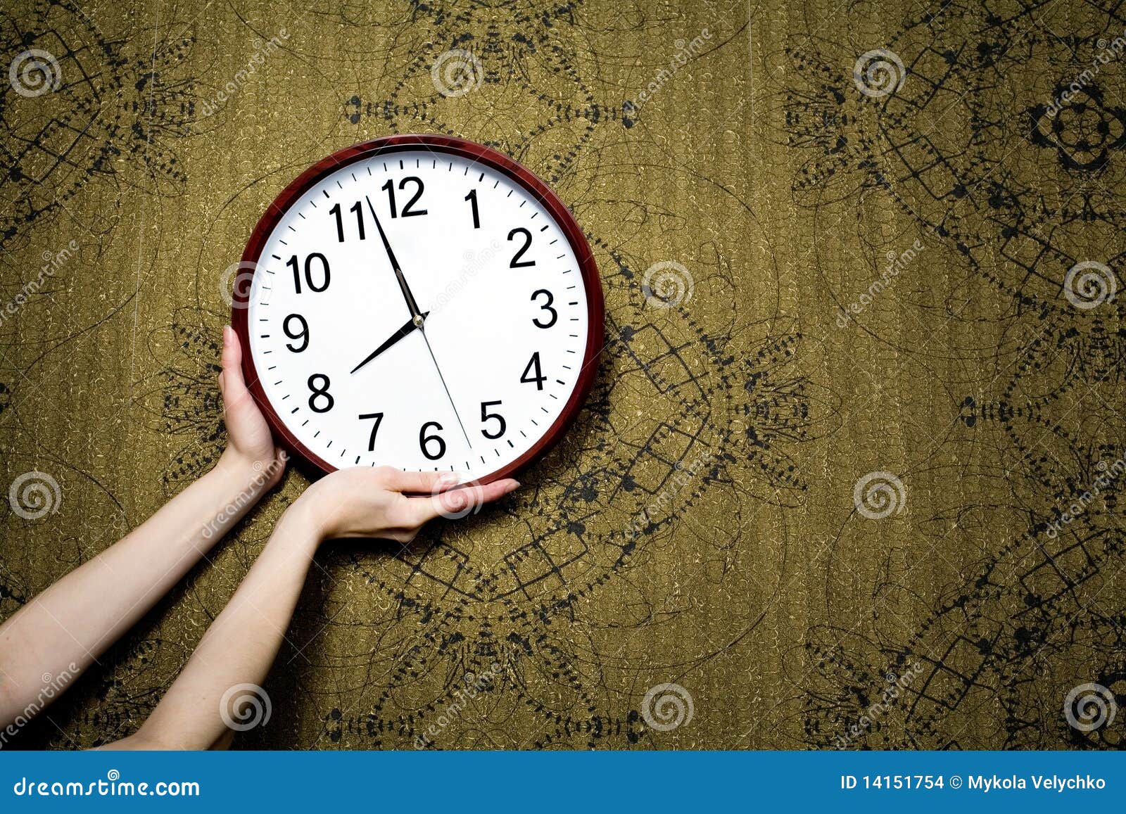 Оценка по фото часы The clock is the wall (85 фото)