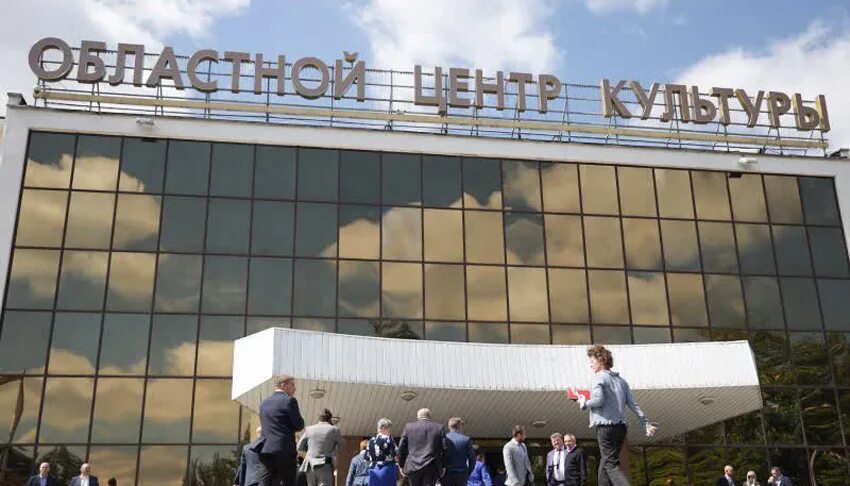Оцкнт липецк фото Сегодня в Липецке: встреча с легендарным режиссёром и кинопремьеры