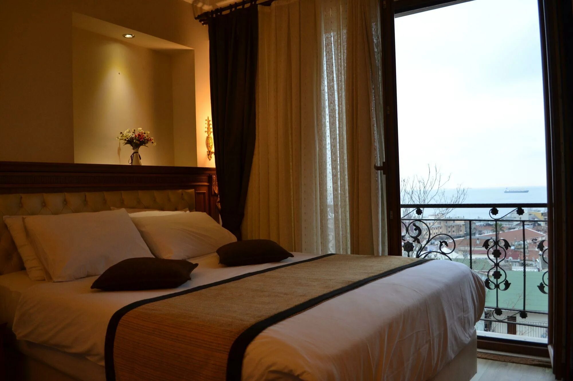 Отель дня фото ° SEVEN DAYS HOTEL - ISTANBUL СТАМБУЛ 3* (Турция)