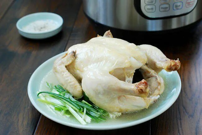 Отварная курица фото Jump to RecipePrint Recipe This pressure cooker chicken has become one of my fav