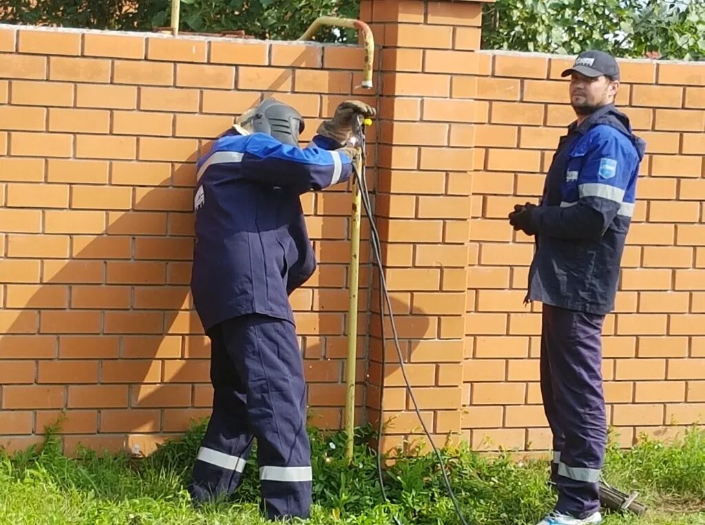 Ответственность за самовольное подключение к газу Порядка 300 тюменских должников за газ отключены от голубого топлива Филиал Феде