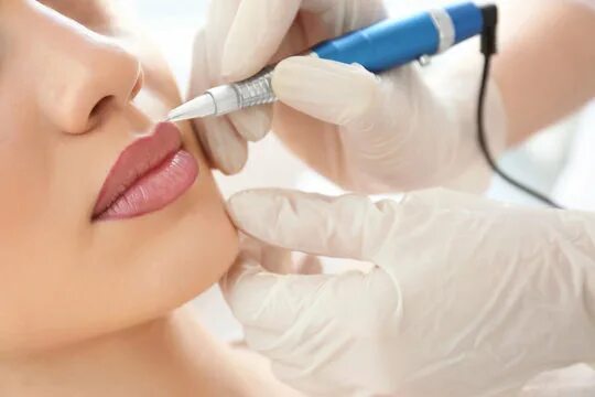 Отзыв мастеру перманентного макияжа губ Afbeeldingen over Permanent Makeup Lips - Blader in stockfoto's, vectoren en vid