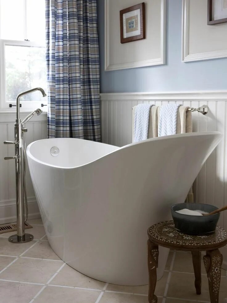 Овальная ванная в интерьере Beautiful, Luxurious Bathtub Ideas and Inspiration Bathtubs for small bathrooms,