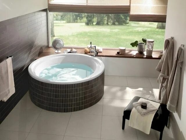Овальная ванная в интерьере 11 baignoires originales pour transformer sa salle de bain Salle de bain design,