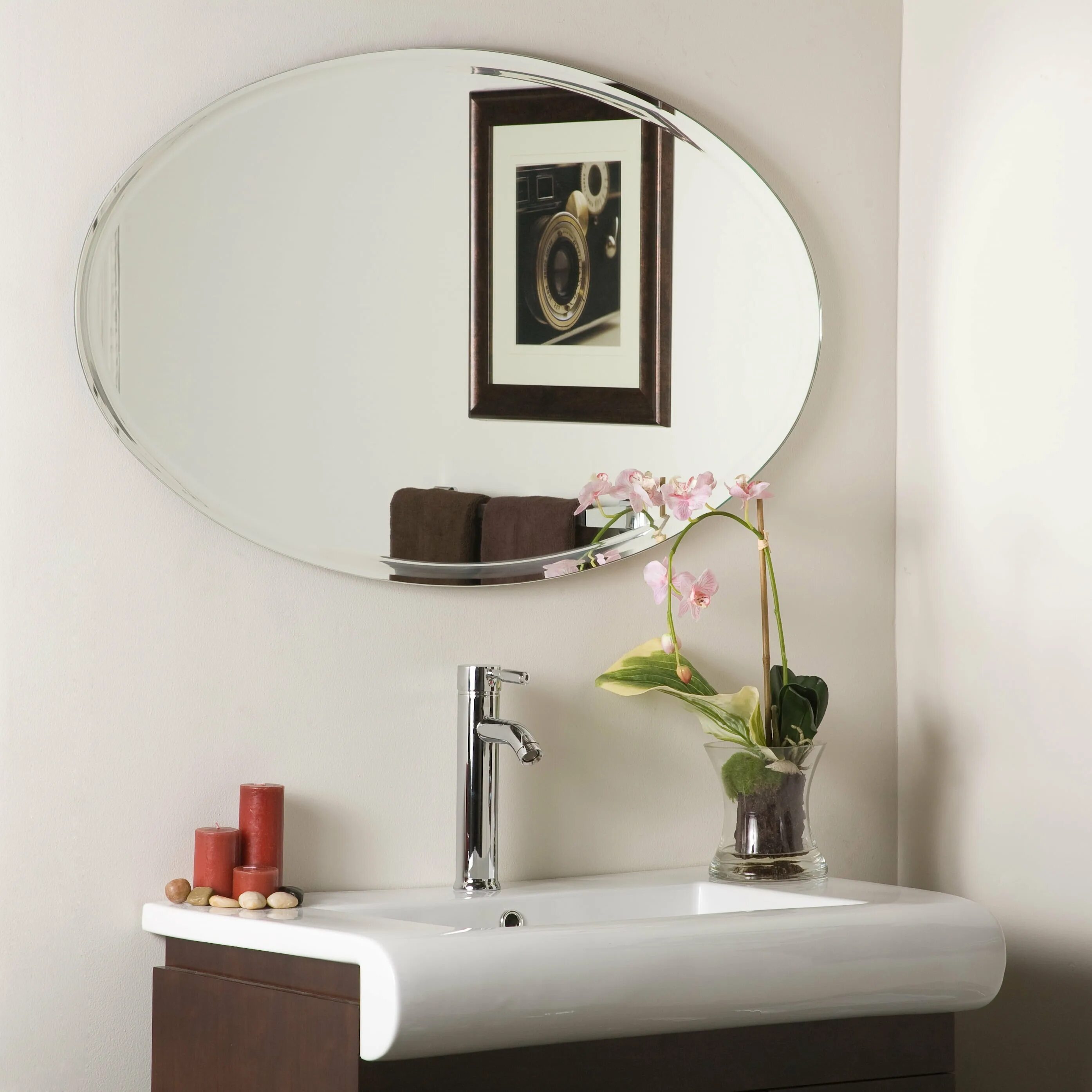 Овальное зеркало в ванную в интерьере Extra Long Oval Wall Mirror - Walmart.com - Walmart.com