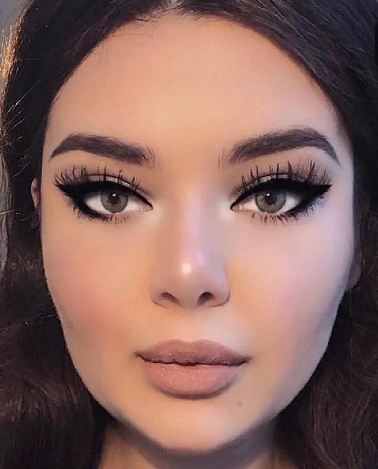 Овальные глаза макияж Pin by piya . on catliner Makeup obsession, Magical makeup, Eye makeup