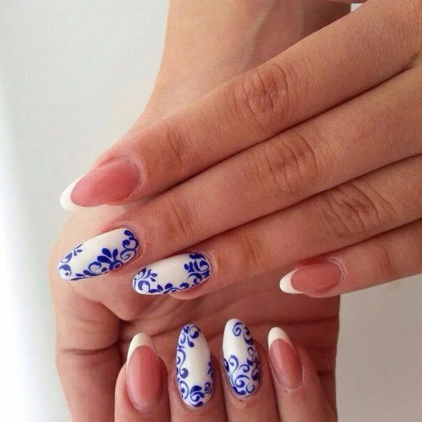 Овальные ногти маникюр с рисунком Pin by Farkas Marioné on körmök Nail art, French manicure nails, Best nail art d