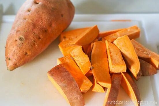 Овощ батат рецепты приготовления с фото Better Baked Sweet Potato Fries https://www.platefullofgrace.com Raw sweet potat