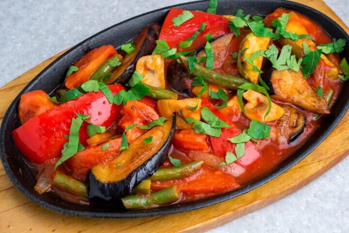 Овощи на сковороде рецепт с фото Закажите Сковородка овощная в Mega Chili Pizza , а мы быстро доставим!