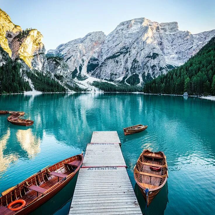 Озеро брайес фото Beautiful lakes, Natural landmarks, South tyrol