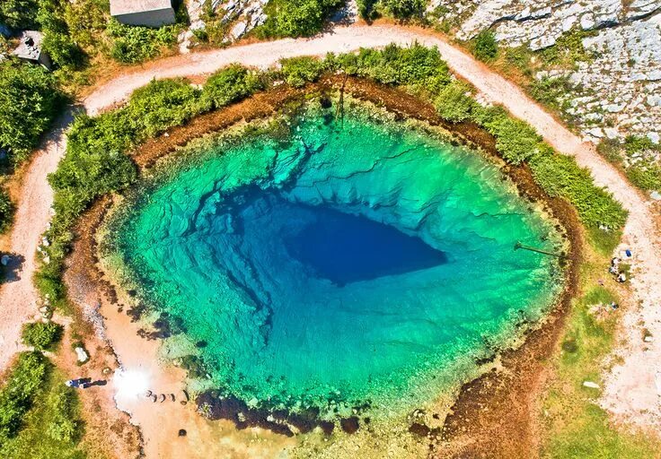 Озеро глаз земли хорватия фото MyBestPlace - The Eye of the Earth, Croatia’s Cetina River Source Croatia, Most 