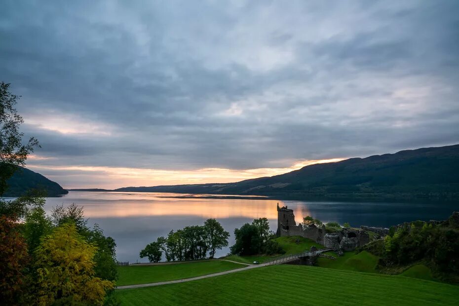 Озеро лох несс фото Scottish Highlands Road Trip: Loch Ness & Isle of Skye