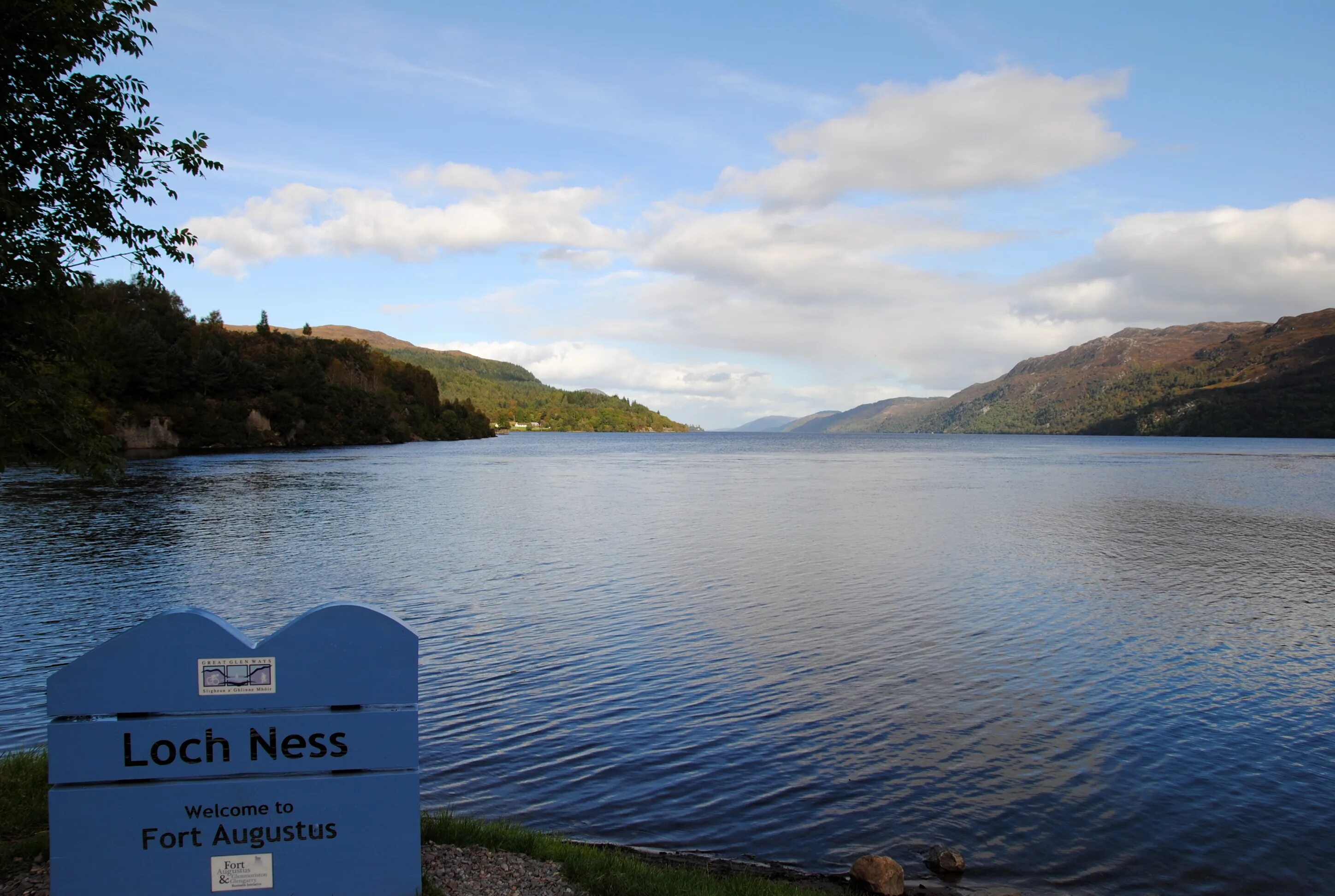 Озеро лохнесс фото File:Lago Ness (6194583215).jpg - Wikimedia Commons