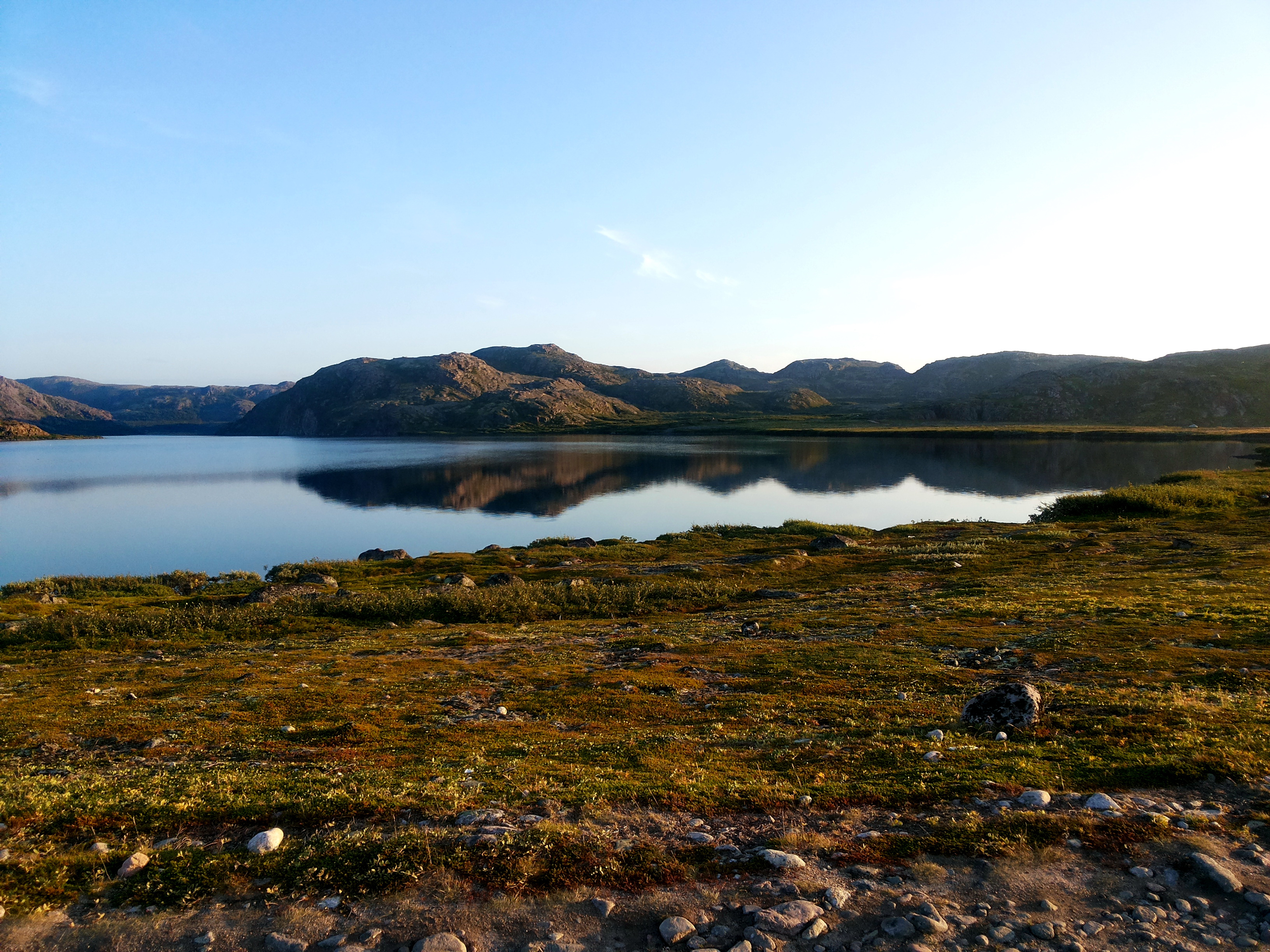 Озеро малое фото File:Гладь Малого Батарейского.jpg - Wikimedia Commons